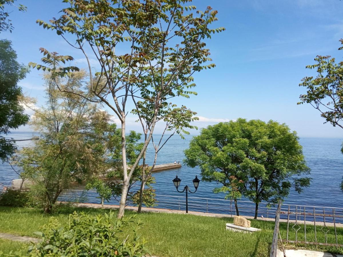 Ваша Квартира В Одессе - У Самого Моря! Odesa Exterior photo